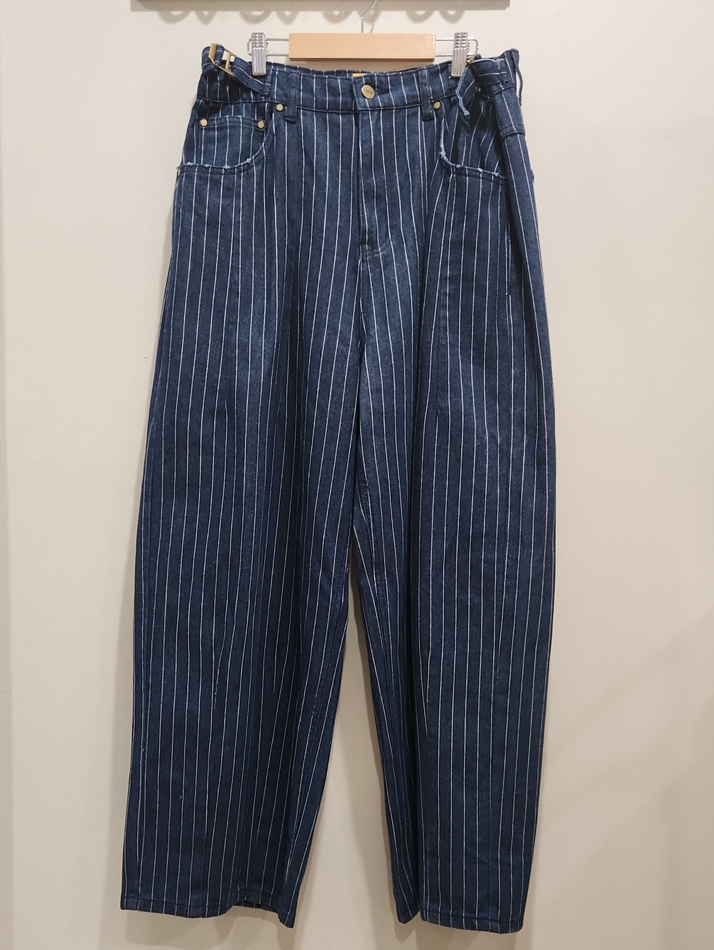 Basement Women's Navy Pinstripe Baggy Denim Pants Jeans Wabash Denim Size M